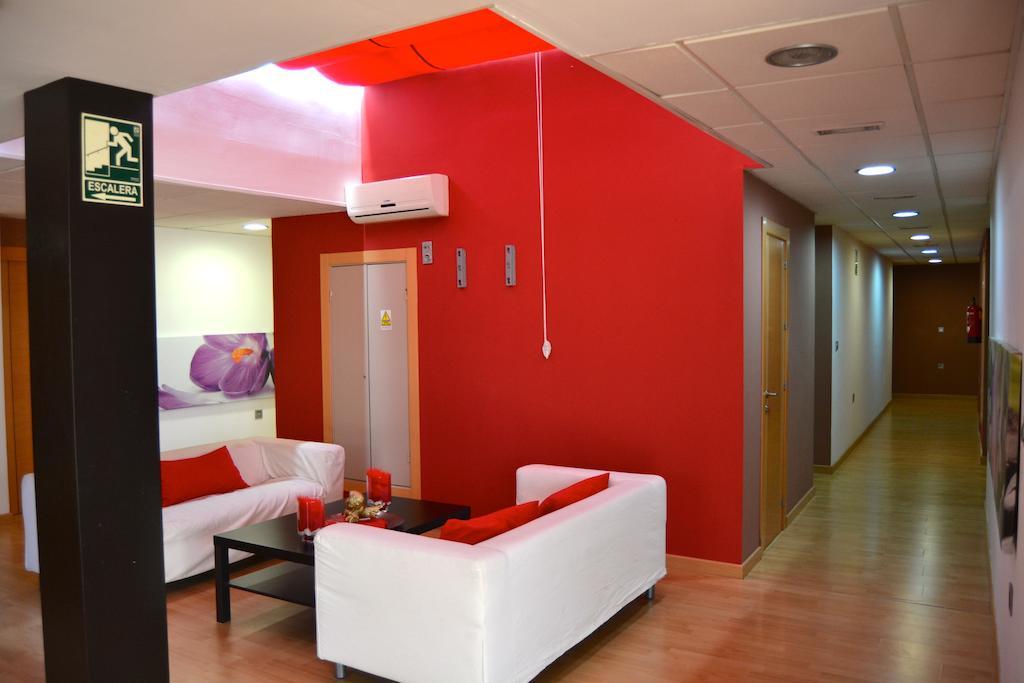 Hotel El Cruce Moraleda Мораледа-де-Сафайона Экстерьер фото