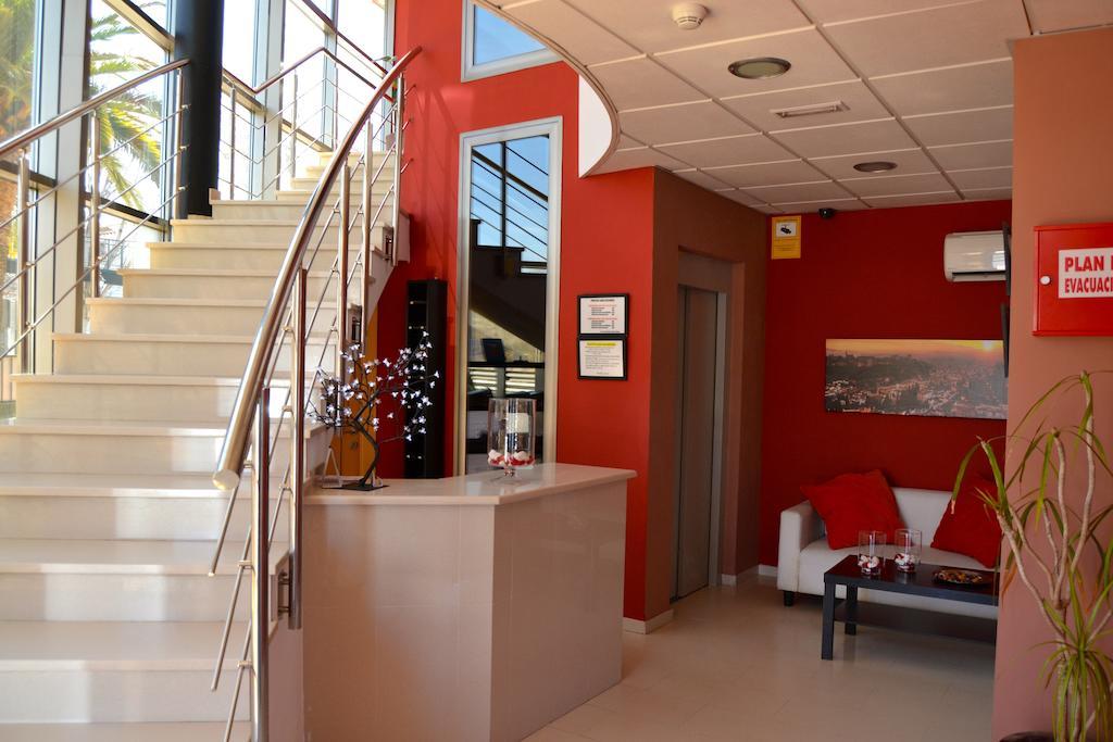 Hotel El Cruce Moraleda Мораледа-де-Сафайона Экстерьер фото